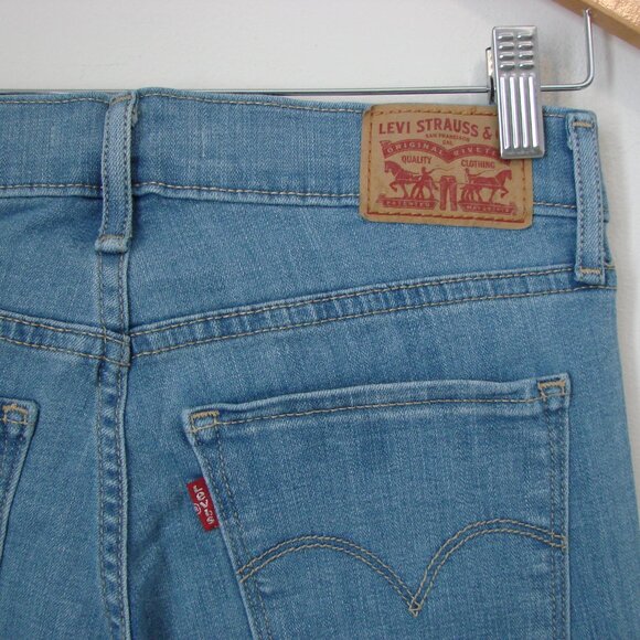 Levi's Shaping Skinny Capri Jeans Light Wash Cropped Stretch Size 26 - Picture 11 of 13